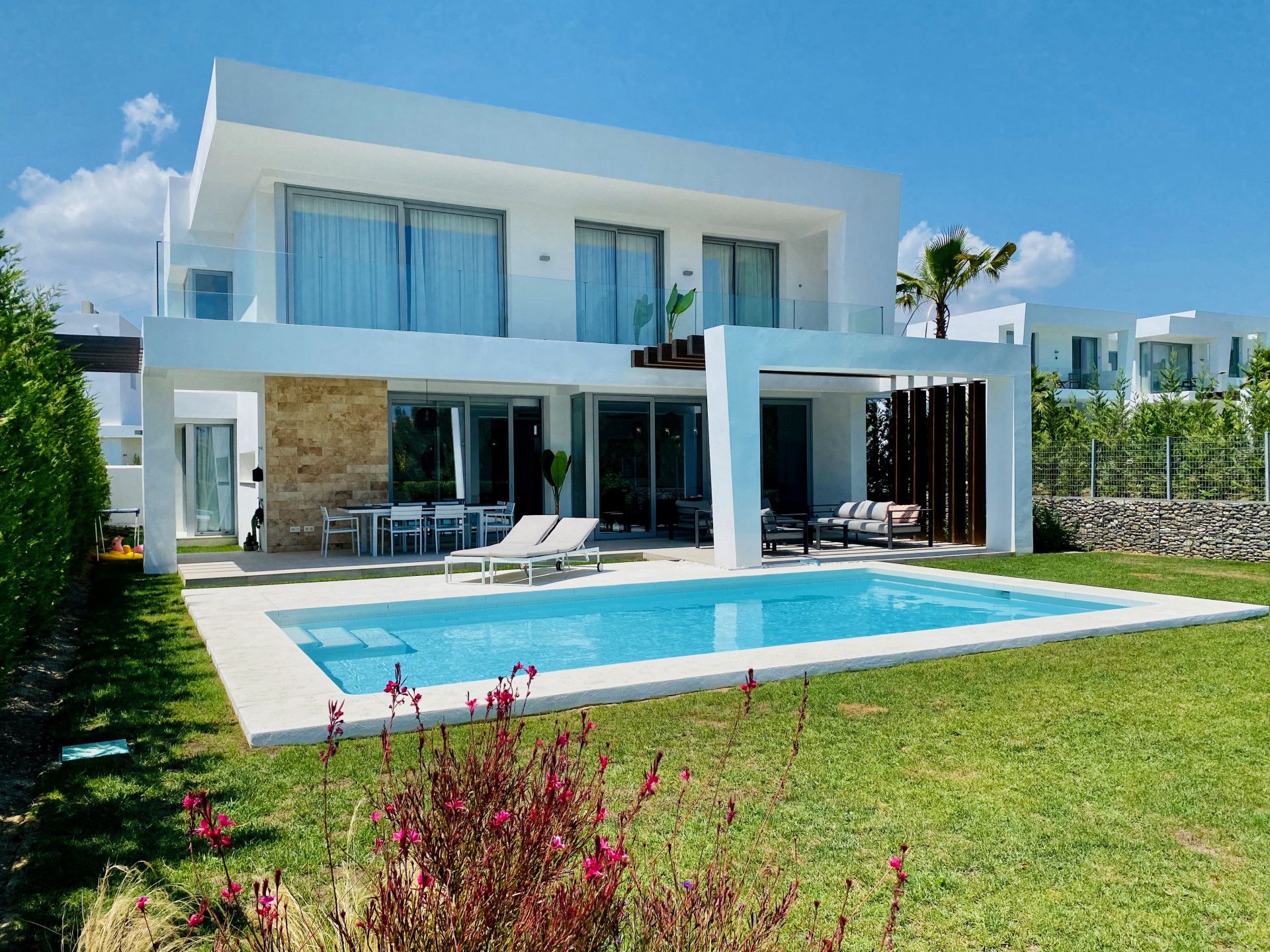 Rent Magnificent independent villa in Marbella | Nvoga